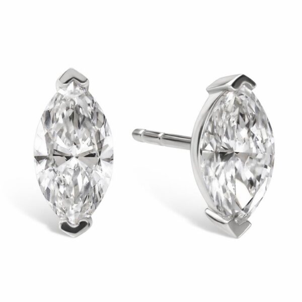 AURÉA MARQUISE STUDS